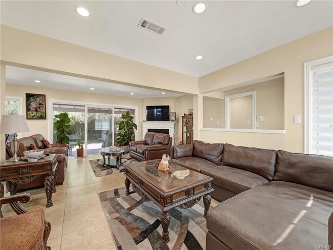 Photo - 5310 Nestle Ave