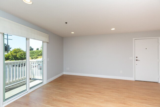 Photo - 133 Mangano Cir