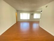 Photo - 3755 Mentone Ave