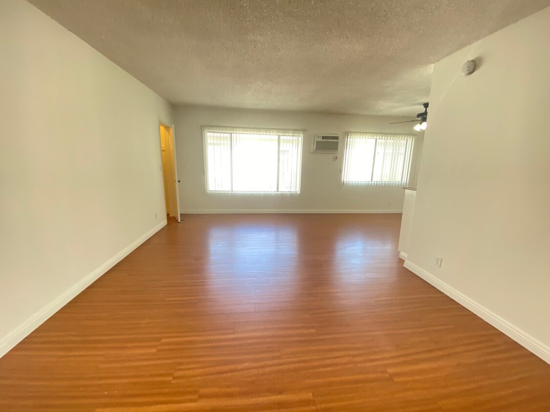 Floor Plan - 2/2