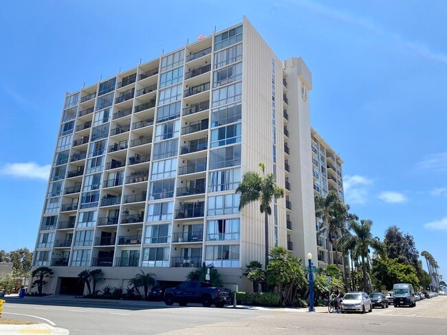 Building Photo - Pacific Beach - 3 blocks to Beach! 2bd/2ba Spacious 6th floor condo remodeled in 2022! Spectacul...
