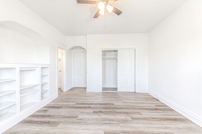 Photo - 1643 Locust Ave Unit 10