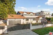 Photo - 4824 Saloma Ave