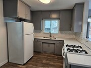 Photo - 1035 W 12th St