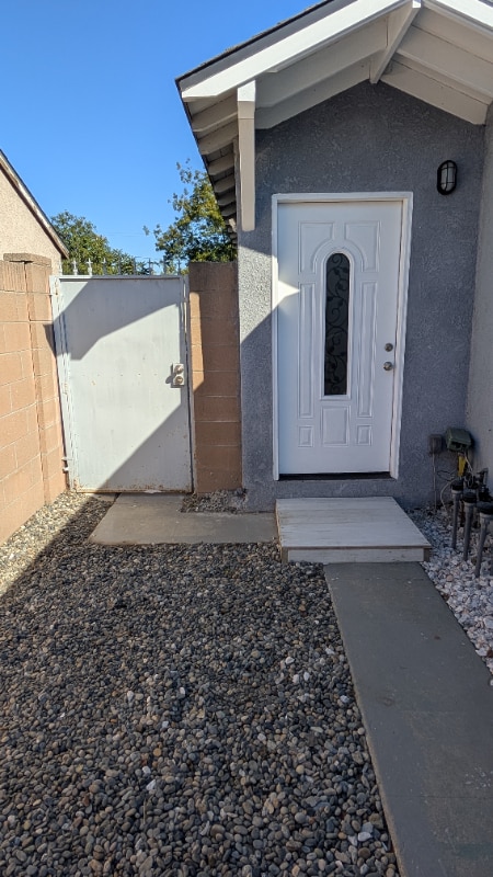 Photo - 1611 N Grape Ave