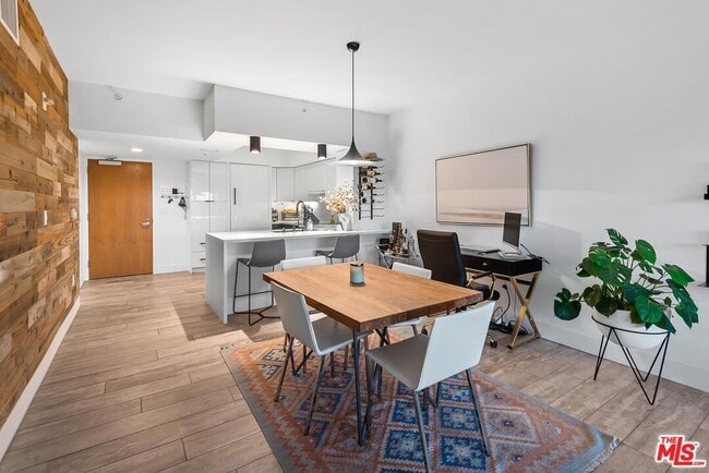 Photo - 13700 Marina Pointe Dr Unit 1010