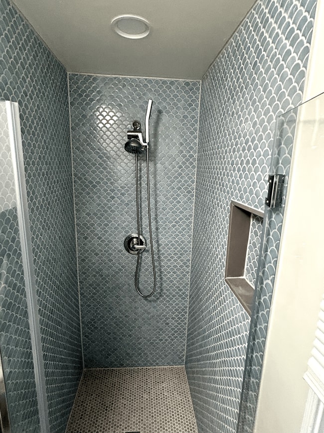 Photo - Charming 1 Bedroom House in Venice with Patio and W& D in unit !!! All Utilities Included !!!