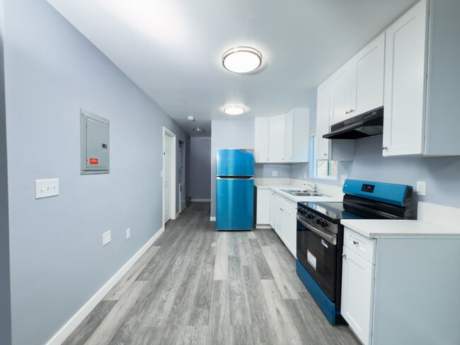 Photo - 6628-6630 Selfland Ave