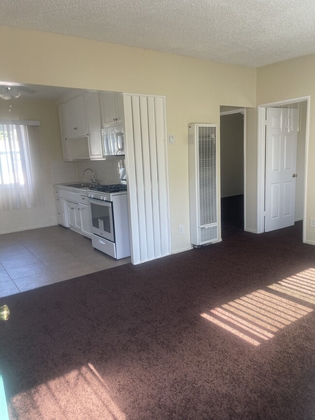 Photo - Santa Fe Apartments LB (West Long Beach)