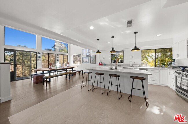 Photo - 14550 Round Valley Dr