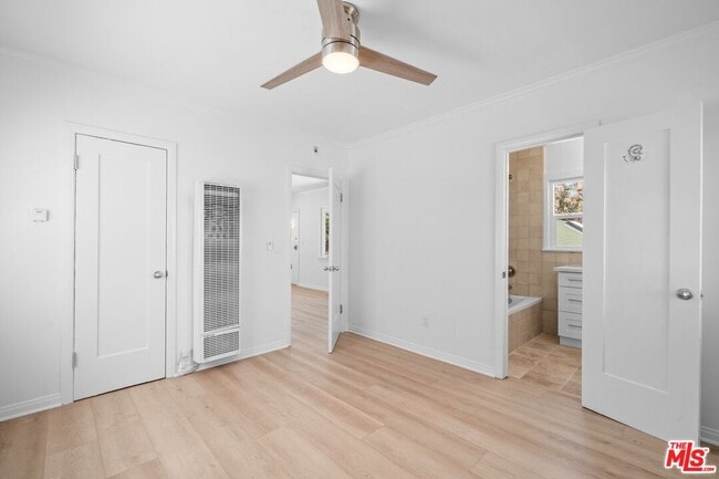 Photo - 38 20th Ave Unit C