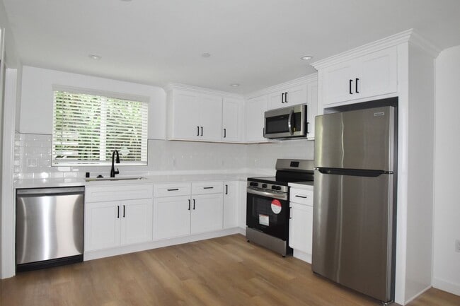 Photo - 14830 Dickens St Unit 14834