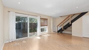 Photo - 28803 Oakpath Dr House