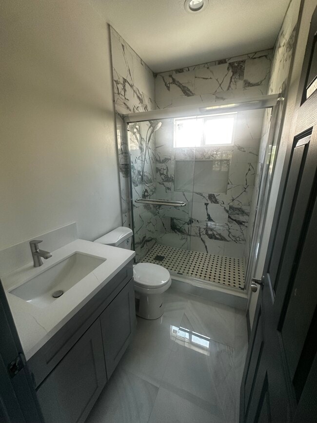 Photo - 2304 W Cubbon St