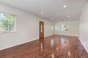 Photo - 17322 Martha St