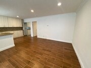 Photo - Luxury One Bedroom Apartment in La Jolla Village! Shared Garage Parking! AC! Washer & Dryer! Unit 3