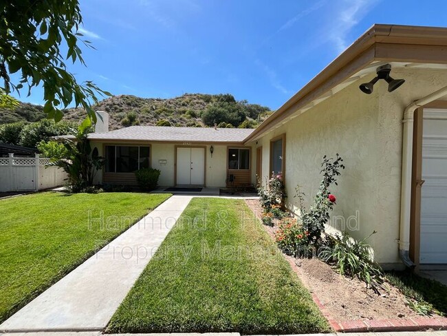 Photo - 29421 Abelia Rd