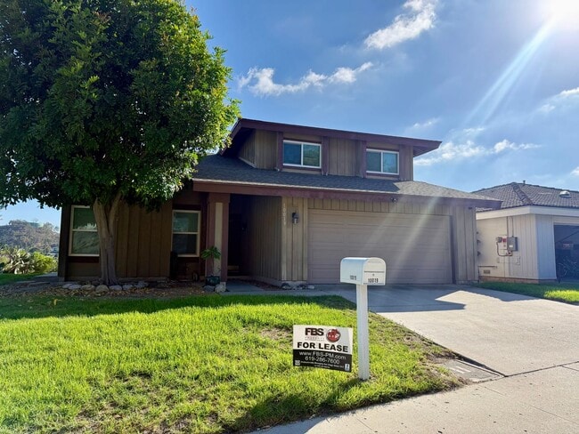 Building Photo - 10019 Canyonview Ct