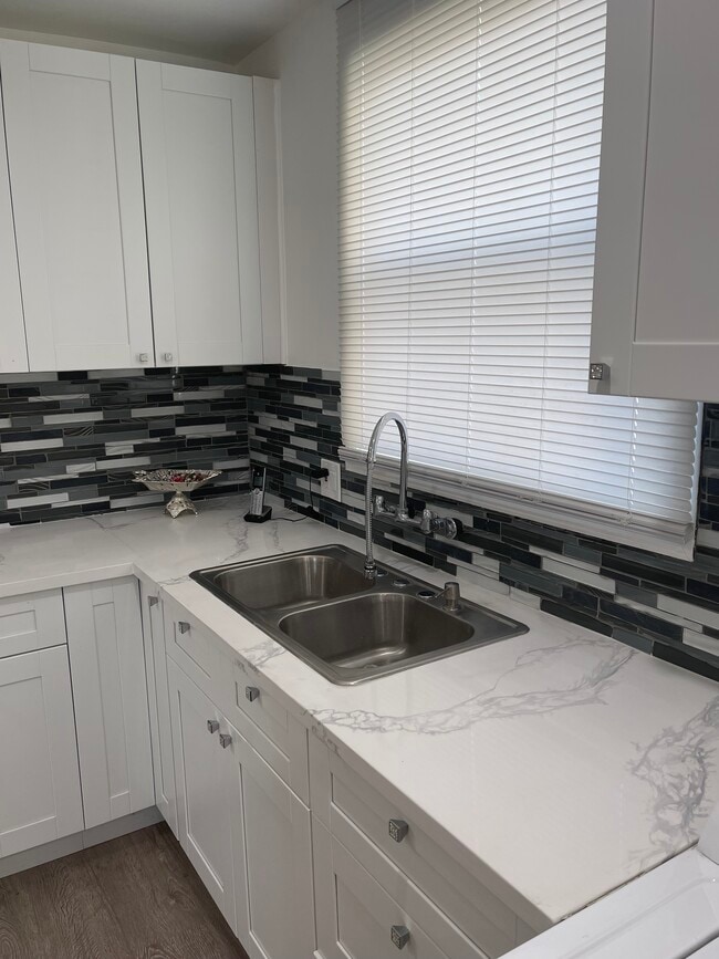 Photo - 10917 Ayres Ave Unit Sam