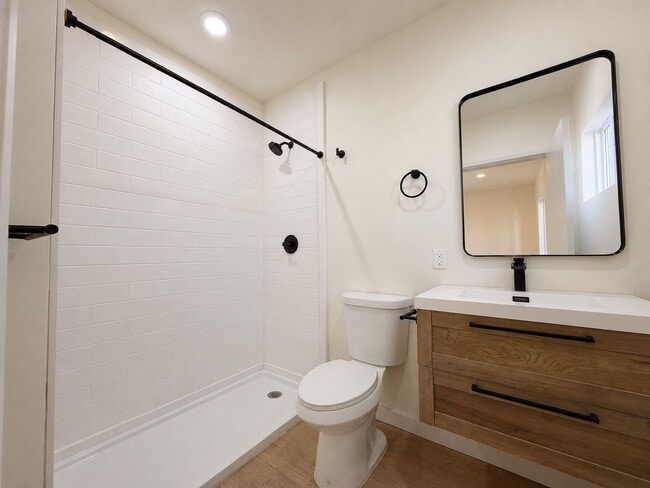 Photo - 6819 N Figueroa St Unit 23