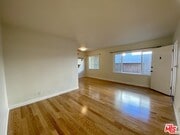 Photo - 722 Westbourne Dr Unit B