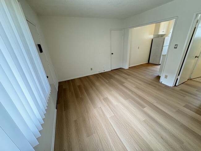 Photo - 5102 Inglewood Blvd