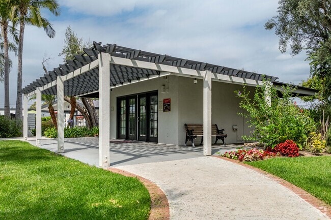 Building Photo - The Arbors Santa Ana Rental