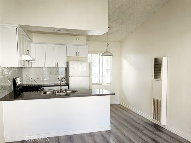 Photo - 208 N Catalina Ave