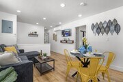 Photo - 718 Queenstown Ct