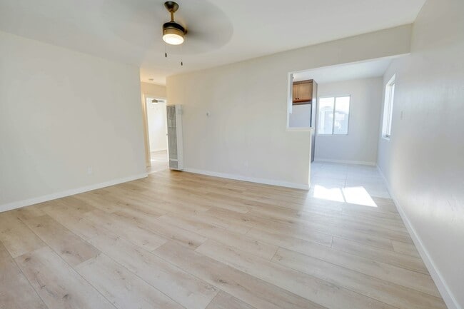 Photo - 4356 38th St