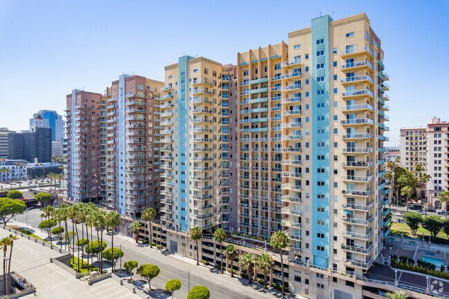 411 E Seaside Way Long Beach, CA 90802 - Aqua Condominiums