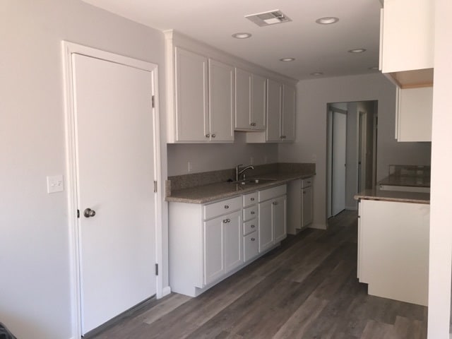 Building Photo - Peaceful, Quiet and Bright - Recently Remodeled 2/2 in Talmadge