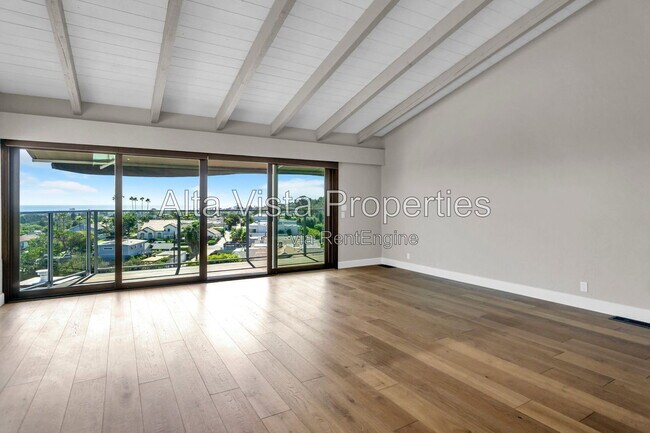Photo - 2383 La Marque St