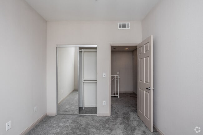 3BR, 2.5BA - 1320 SF - Lido Apartments - 10133 Tabor St