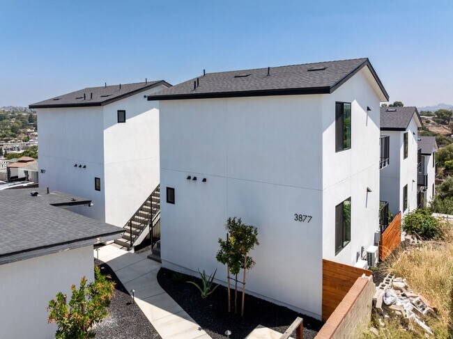 Photo - 3873 Boren St Unit 3875 Boren St  8