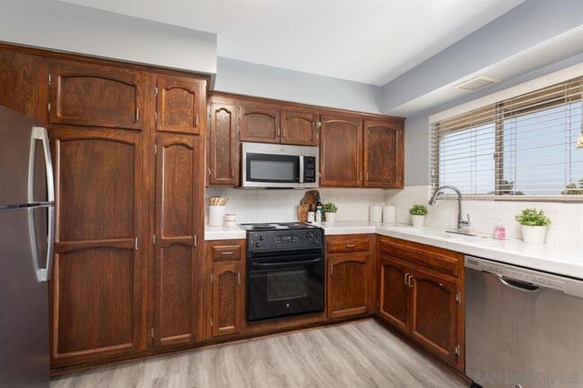 Photo - 4800 Williamsburg Ln