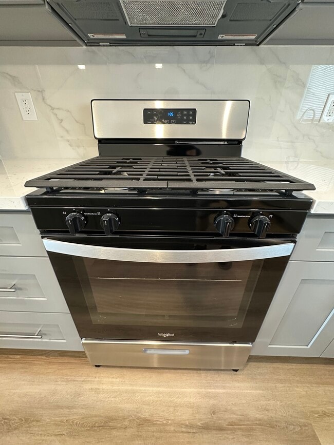 Photo - 8436 Oakdale Ave